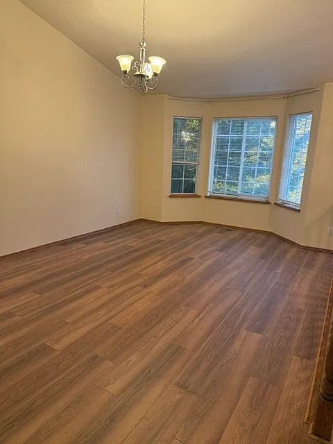 5 bed, 2166 sqft, $2,695 — Photo 2
