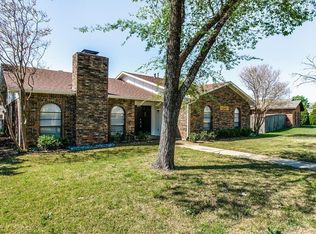 2918 Flagstone Dr, Garland, TX 75044