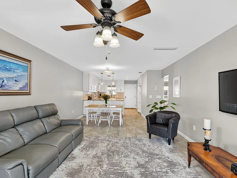 1632 Stickney Point Rd #201 — Photo 18