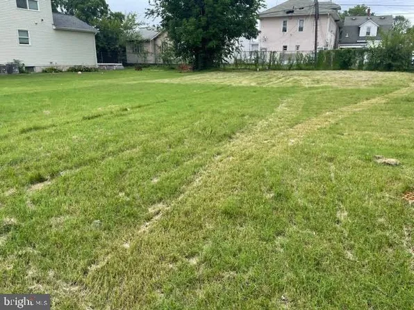 222 Lafayette Ave, Hamilton, NJ 08610