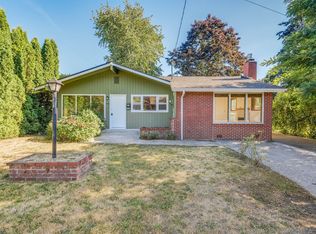 9148 SE Ankeny St, Portland, OR 97216