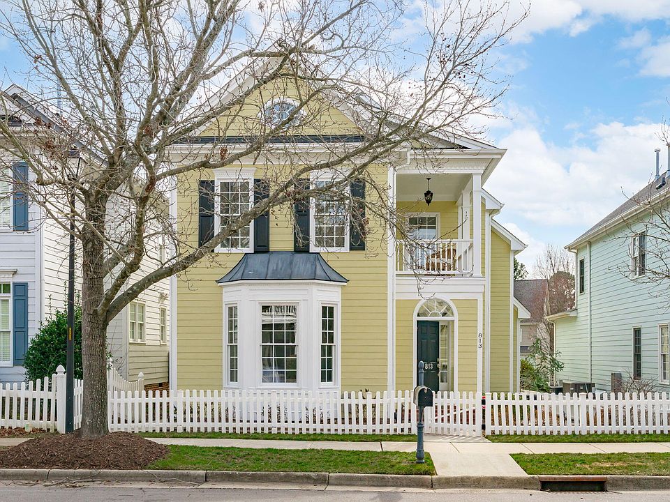 1st image of 813 Carpenter Town Ln