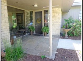 1414 Garfield Ave, Aurora, IL 60506