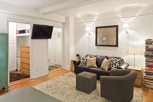 Sold by Stribling | media 24