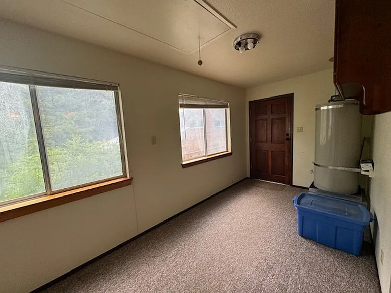 2437 Ridgewood Dr — Photo 42