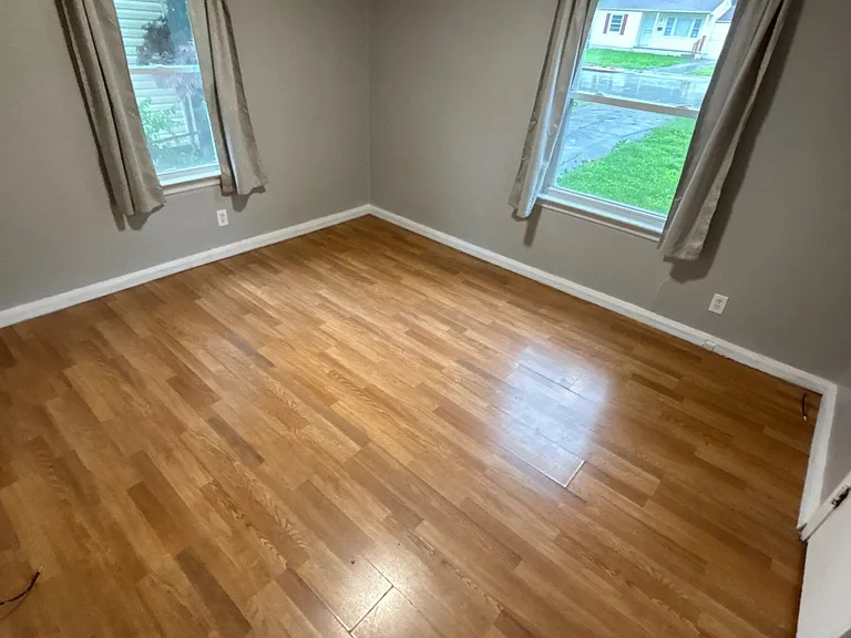 6222 Evergreen Blvd — Photo 10