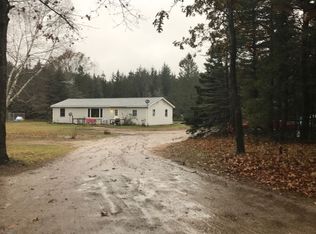 972 W Quade Rd, Manistee, MI 49660