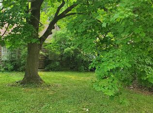 S64W19078 School Dr, Muskego, WI 53150