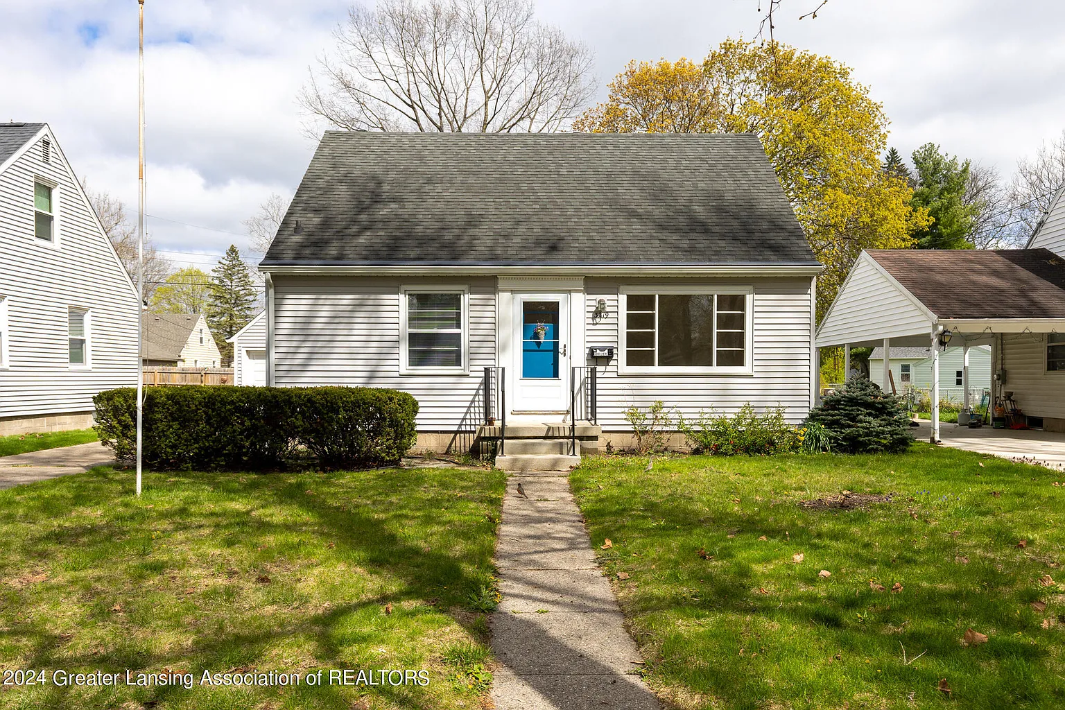 3219 Alden Dr photo 1