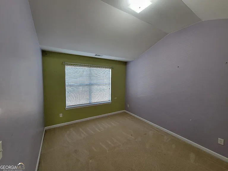 175 Stillwood Dr — Photo 19