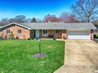 335 S Louisana Ave, Morton, IL 61550