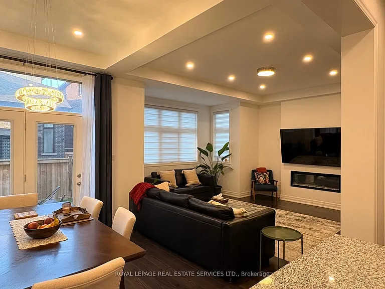 3334 Harasym Trl — Photo 7