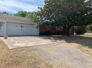 1319 E 6th St, Sulphur, OK 73086