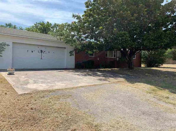 1319 E 6th St, Sulphur, OK 73086