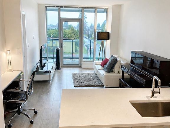 4th image of 7358 Edmonds St #410