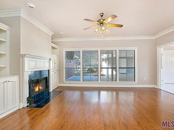 4th image of 16455 Jefferson Oaks Dr