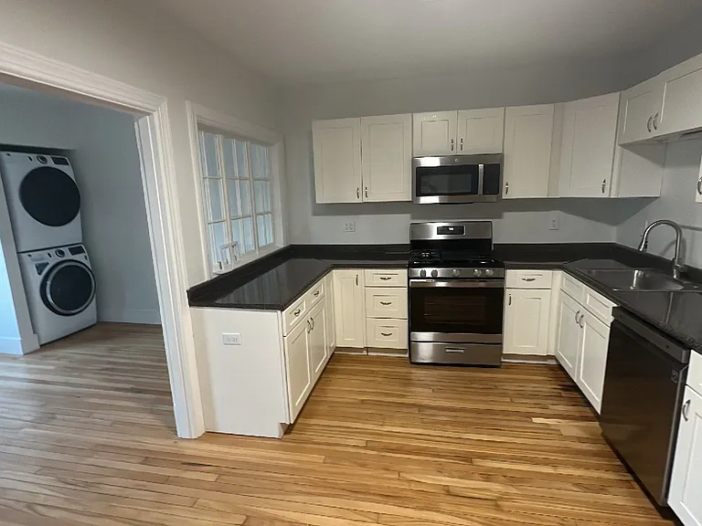 37 South St #6 — Photo 8
