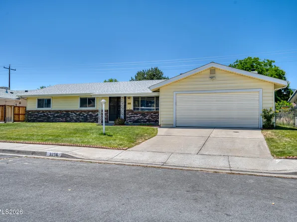3256 Dilday Dr, Carson City, NV 89701