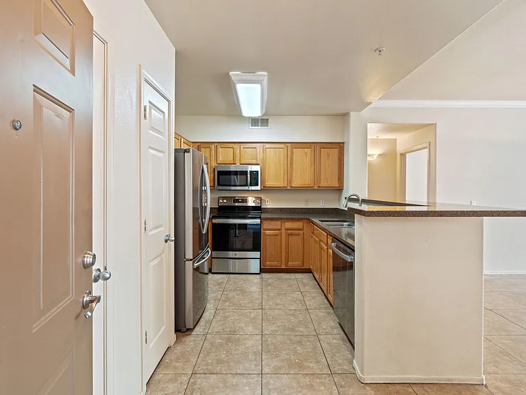 20100 N 78th Pl #1110 — Photo 11