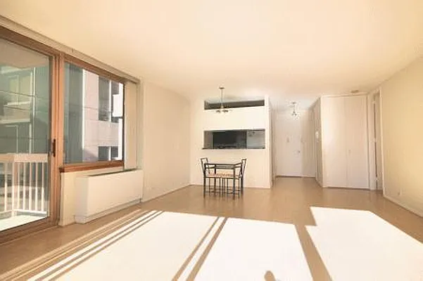 Sold by Kian Realty | media 22