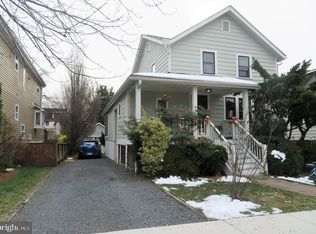 526 24th St S, Arlington, VA 22202