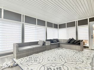 33 Hall Cres, Brampton, ON L6X 3J5