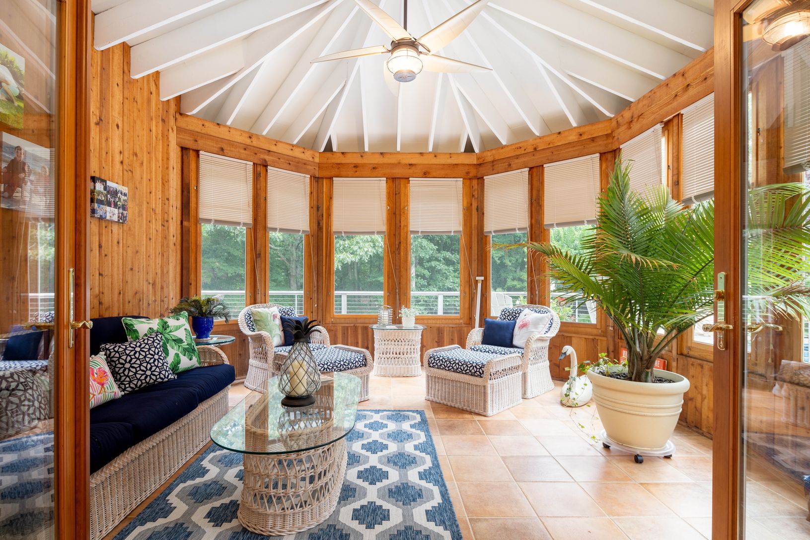  3 season room