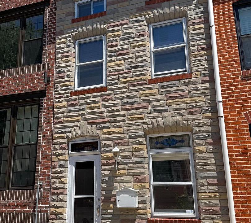 1st image of 313 S Washington St