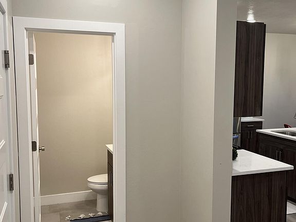 5th image of 287 W 1425 N #3