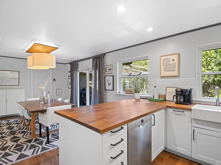 7001 Blue Bird Dr — Photo 18