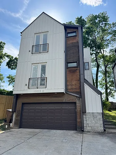 1305-1305D Pillow St #D Photo 1