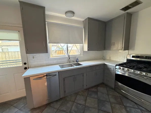 10664 Shoshone Ave #2, Granada Hills, CA 91344
