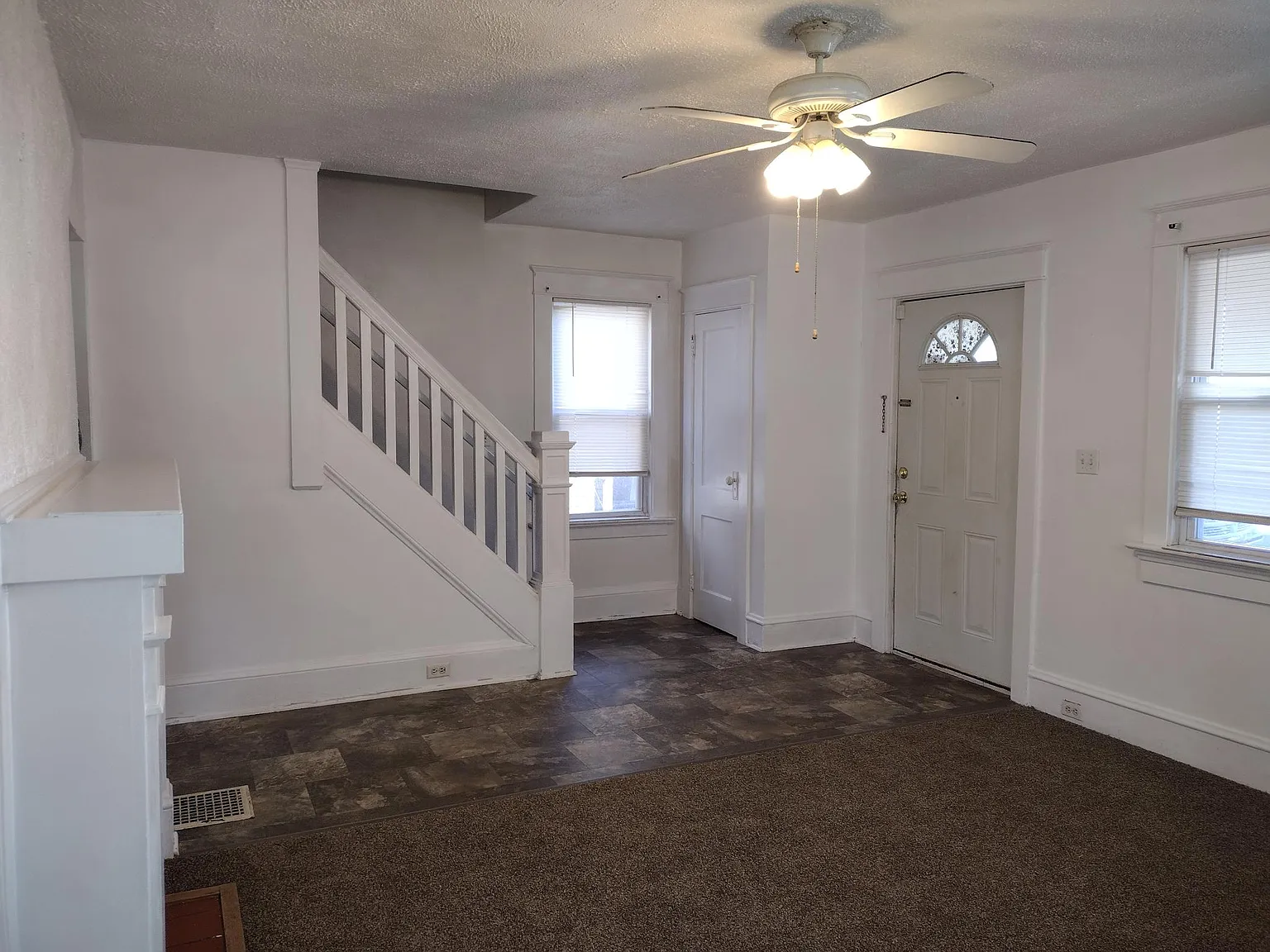 3 bed, 1320 sqft, $1,300 — Photo 3