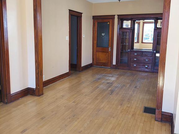 4th image of 4912 W 24th Pl Floor 1
