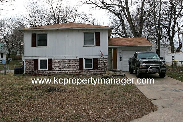 1st image of 18916 E Arrowhead Dr