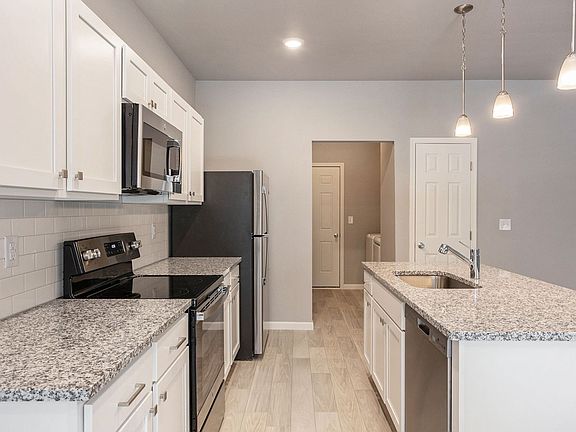 2nd image of 10297 Pennridge Dr