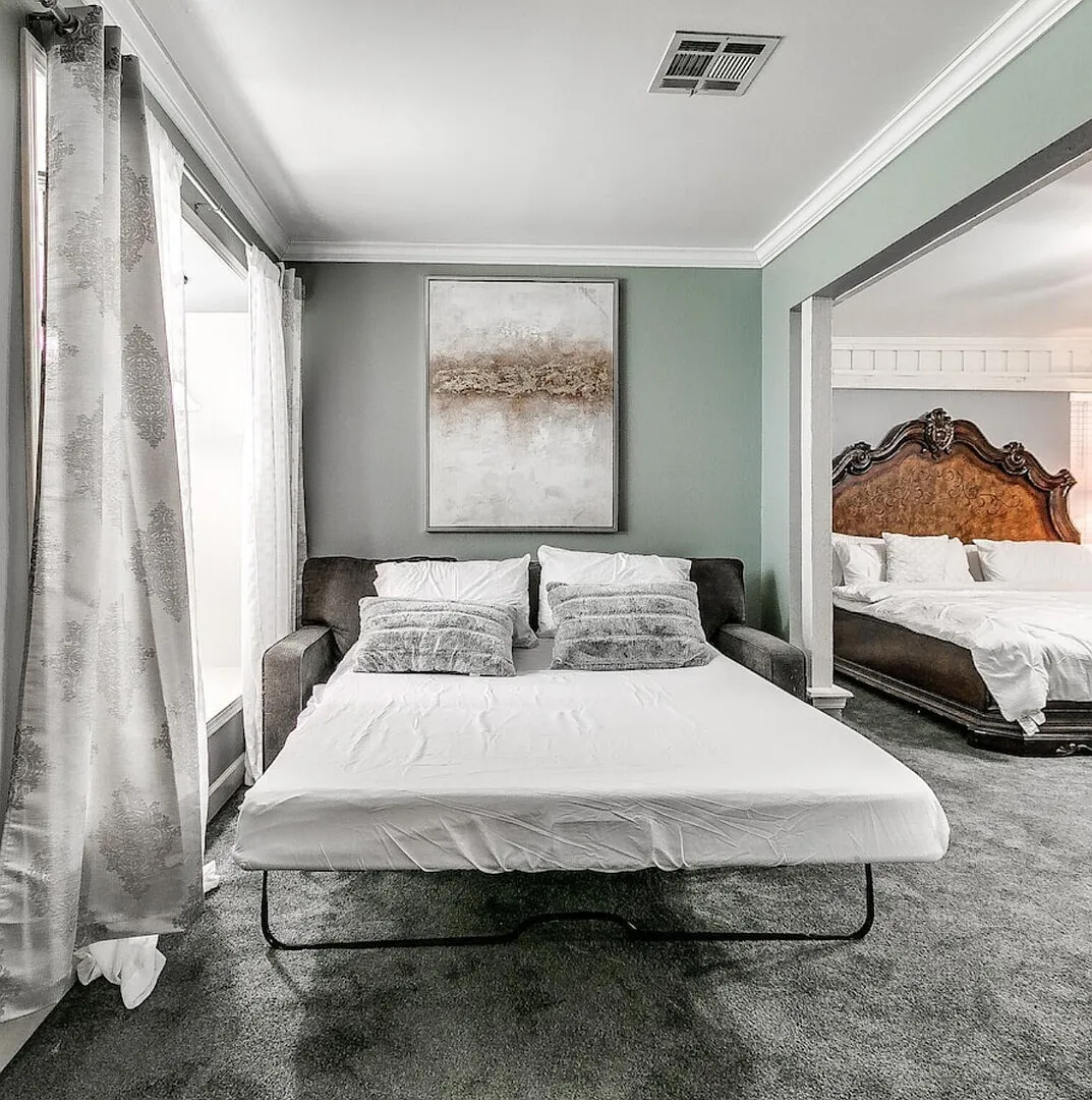 Beautiful home with pool hot tub and King beds — Photo 4