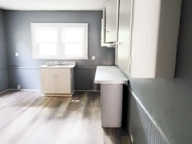 604 Wentworth St #1 — Photo 10
