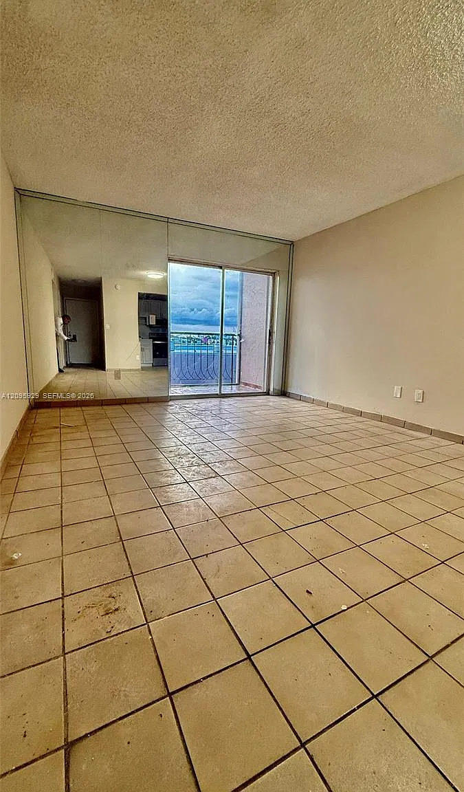 El Cid Condo — Photo 3