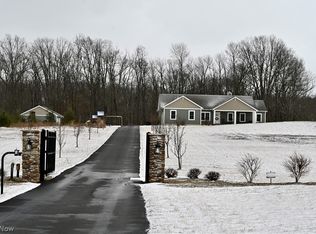 2813 S Newton Falls Rd, Diamond, OH 44412