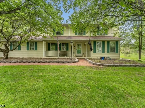 12 Church Rd, Holland Twp., NJ 08848