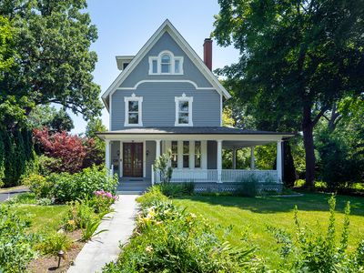 589 Vernon Ave, Glencoe, IL, 60022