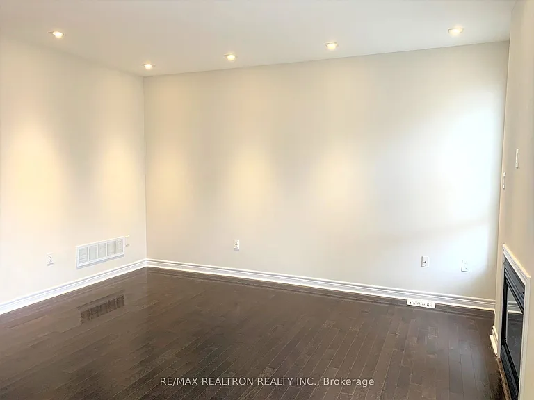 10 James Glover Dr — Photo 8