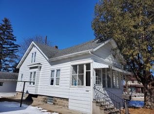 124 N Division St, Waupun, WI 53963