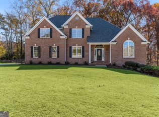 5926 Mount Water Trl, Buford, GA 30518