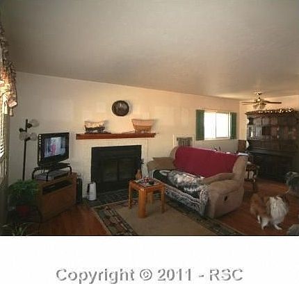 5th image of 3201 Larkspur Dr