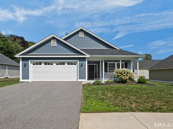 4 Henry Drive #4, Plainfield, CT 06354