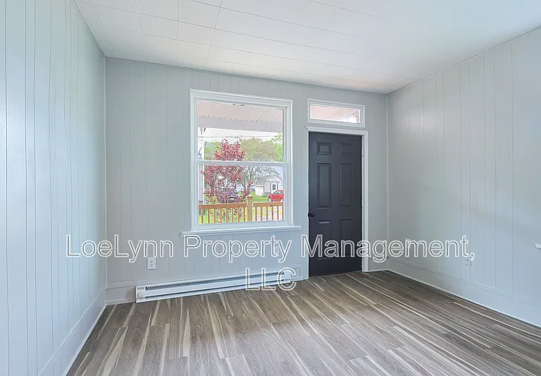 14210 Temple St — Photo 17