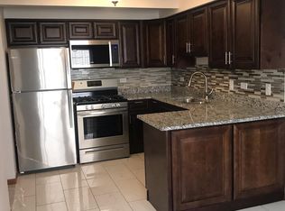 11235 S Roberts Rd #1N, Palos Hills, IL 60465