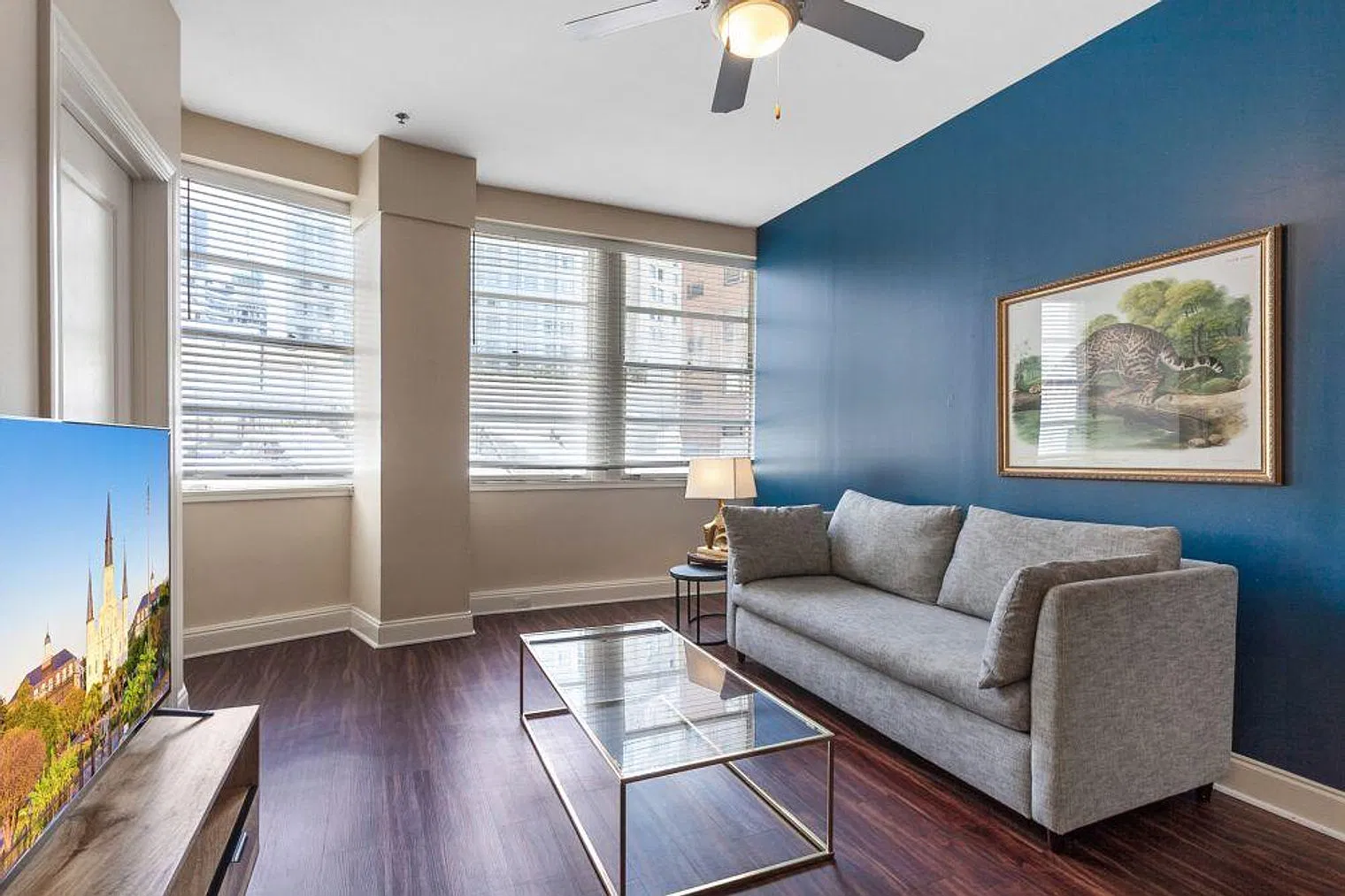 1 bed, 1.0 bath, 430 sqft, $4,298 — Photo 1